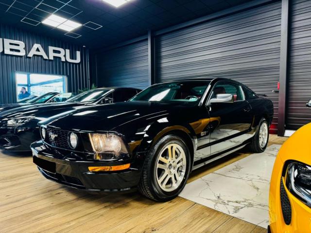 Ford Mustang V 4.6 V8 300 Gt Premium