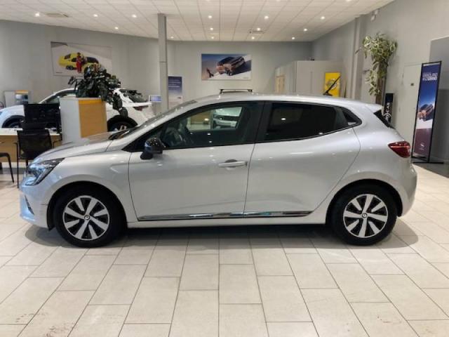 Renault Clio image 9