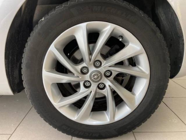 Opel Astra image 7