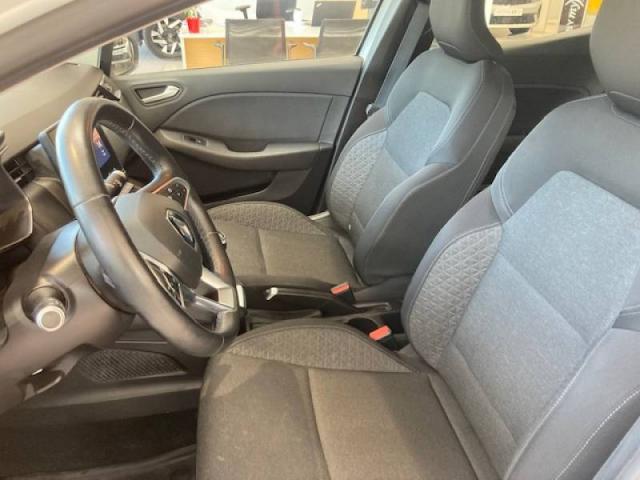 Renault Clio image 8