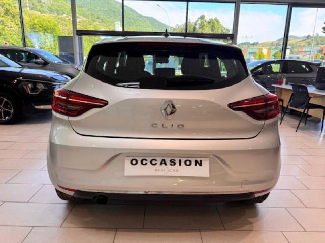 Renault Clio image 2