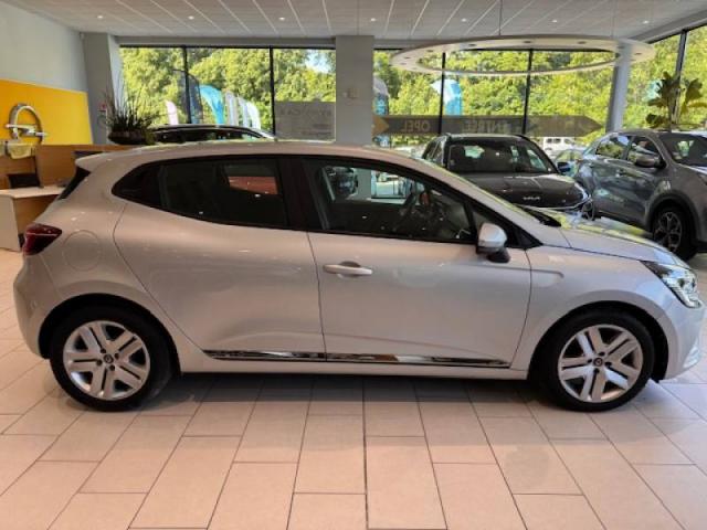 Renault Clio image 9