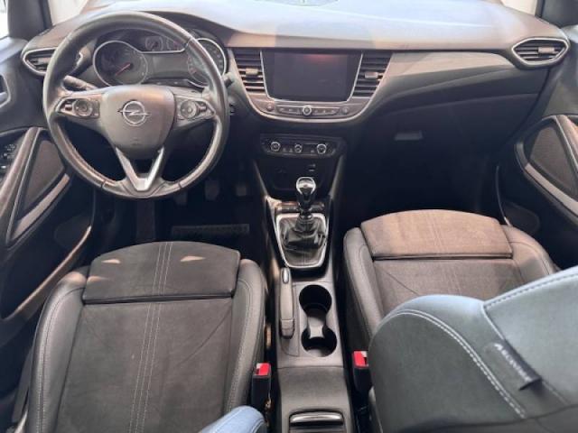 Opel Crossland image 2