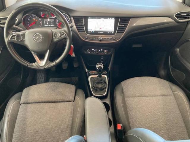 Opel Crossland image 2