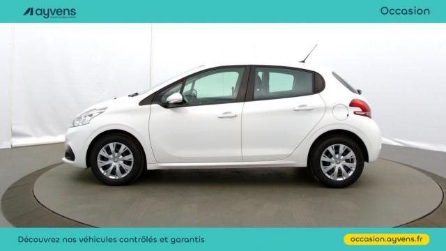 Peugeot 208 image 8
