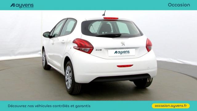 Peugeot 208 image 7