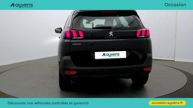 Peugeot 5008 image 2