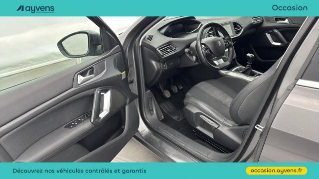 Peugeot 308 image 2