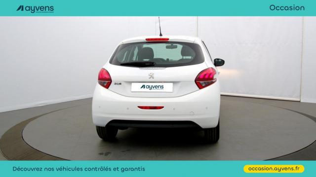 Peugeot 208 image 6