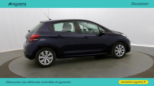 Peugeot 208 image 7