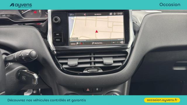 Peugeot 208 image 9