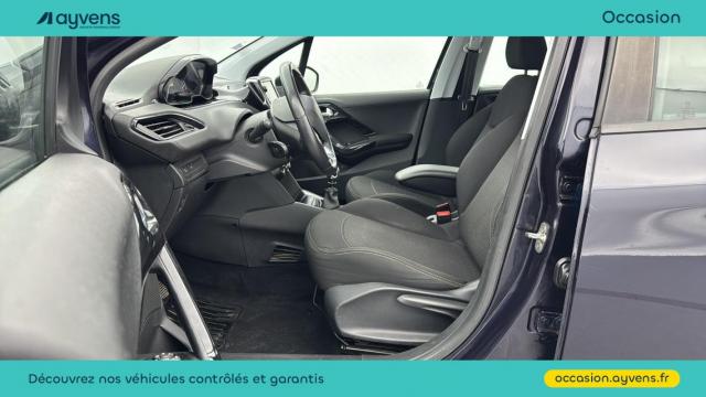 Peugeot 208 image 3