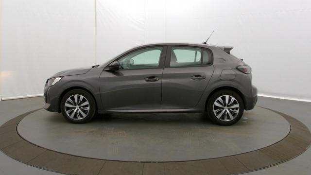 Peugeot 208 image 3
