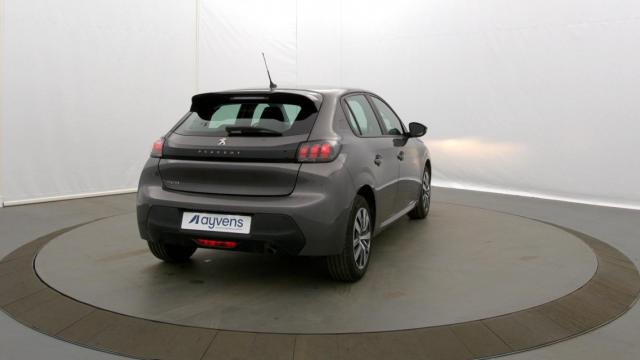 Peugeot 208 image 8