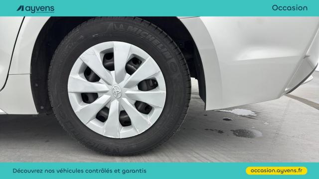 Toyota Corolla image 2