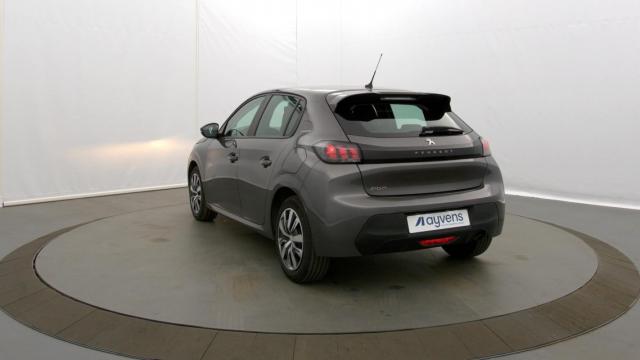 Peugeot 208 image 8