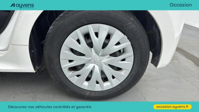 Toyota Yaris image 2