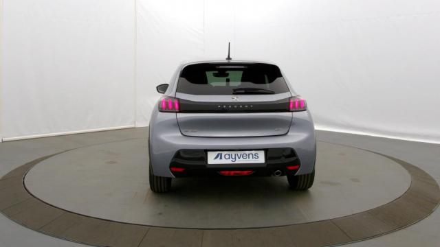 Peugeot 208 image 6