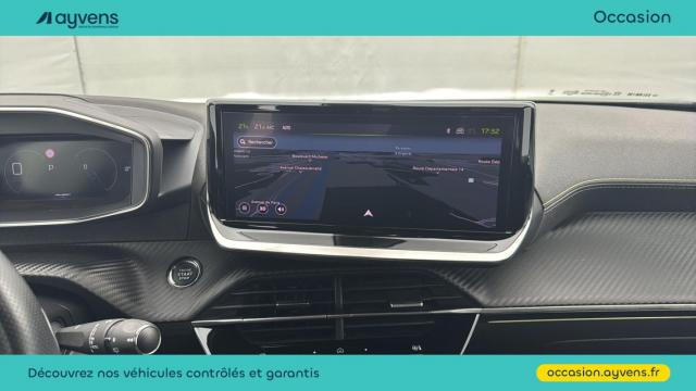 Peugeot 2008 image 2