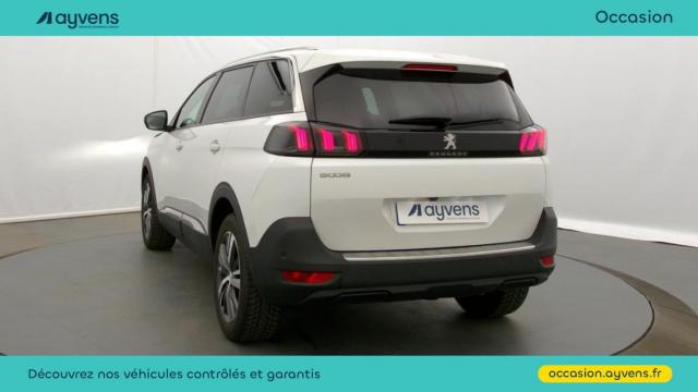 Peugeot 5008 image 1