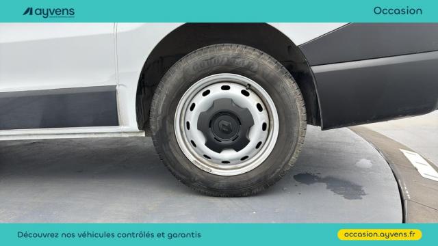 Renault Trafic image 1