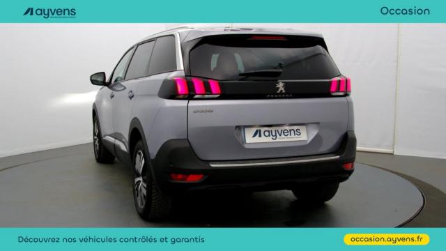 Peugeot 5008 image 2