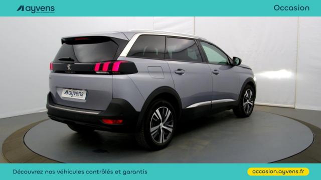Peugeot 5008 image 1