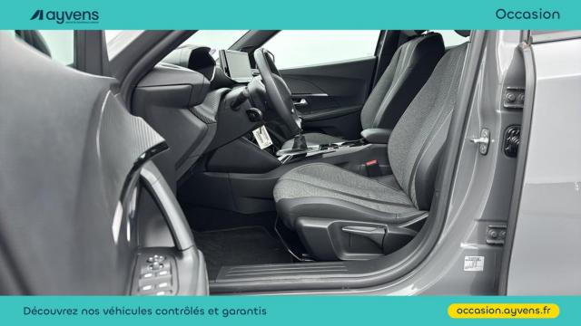Peugeot 2008 image 2
