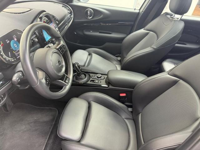 Mini Clubman image 5