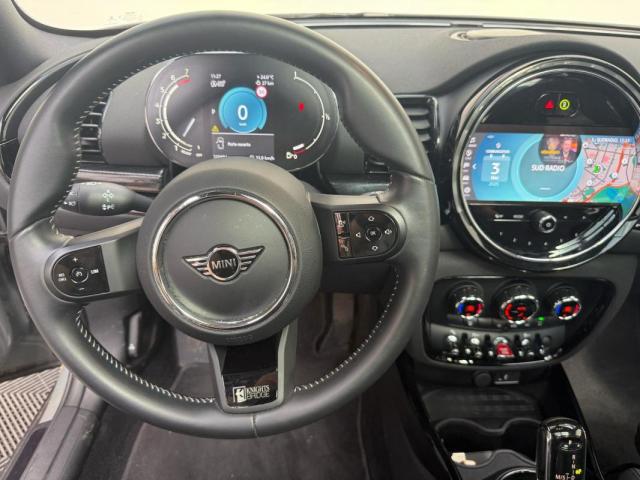 Mini Clubman image 7