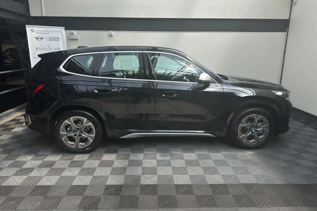 Bmw Ix1 image 2
