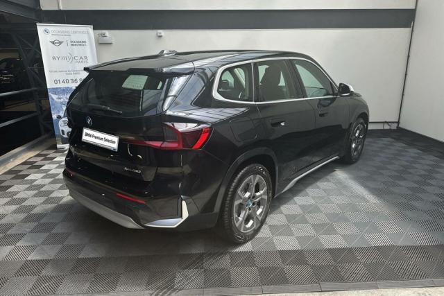 Bmw Ix1 image 4