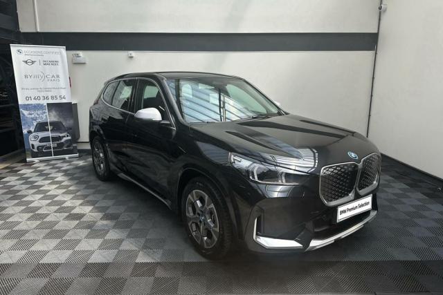 Bmw Ix1 image 3