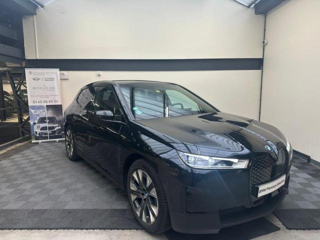 Bmw Ix image 6