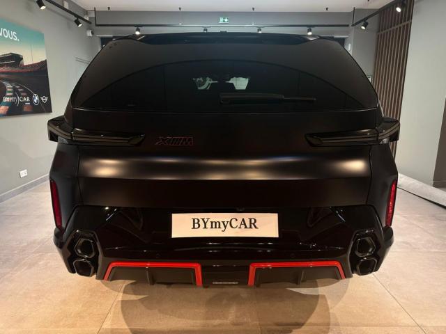 Bmw Xm image 9