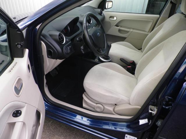 Ford Fiesta image 5