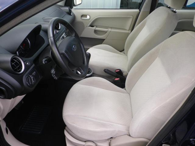 Ford Fiesta image 6