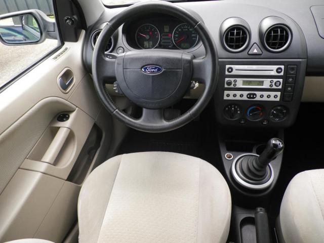 Ford Fiesta image 1
