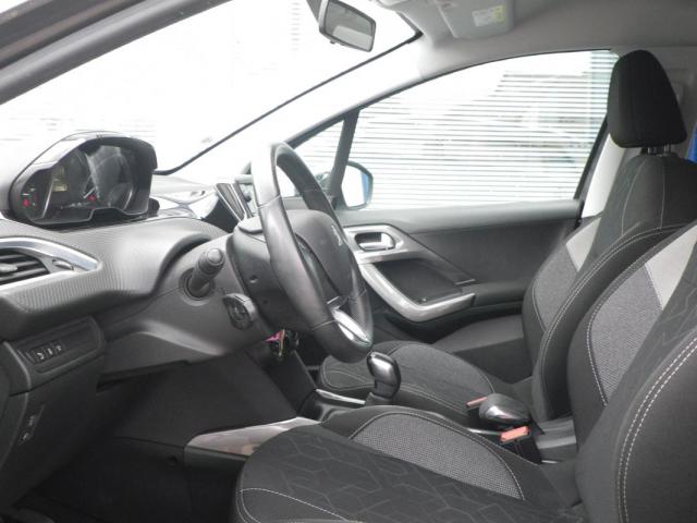 Peugeot 2008 image 1