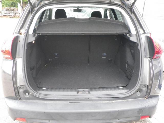 Peugeot 2008 image 2