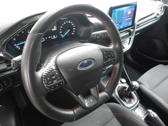 Ford Fiesta image 4