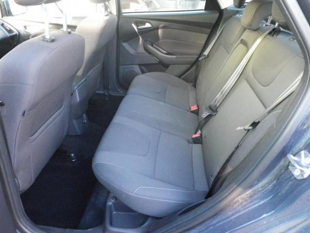 Ford Focus image 7