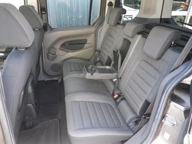 Ford Tourneo Connect image 6
