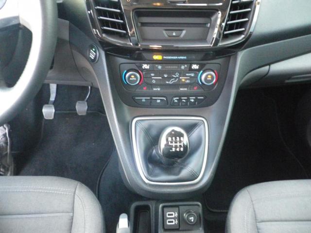 Ford Tourneo Connect image 2