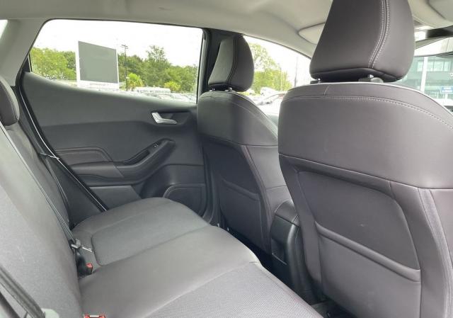 Ford Fiesta image 6