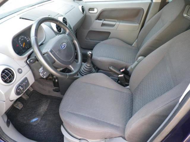 Ford Fusion image 5