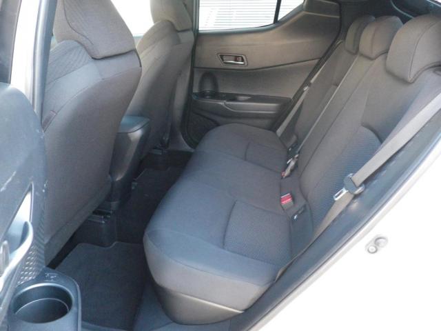Toyota C-Hr image 4