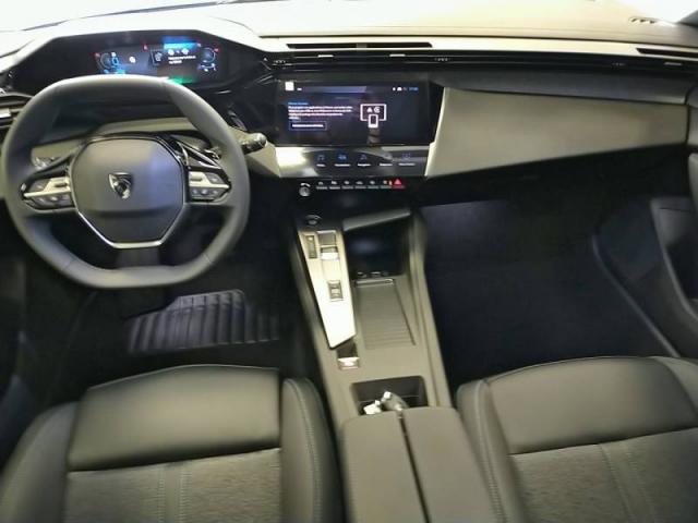 Peugeot 308 image 1