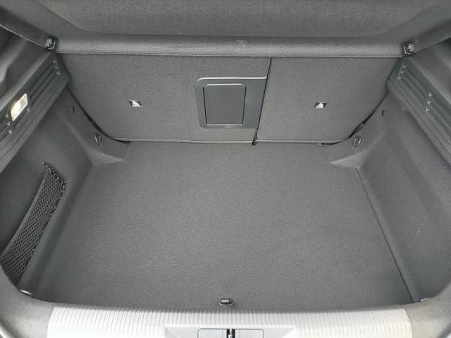 Peugeot 308 image 8