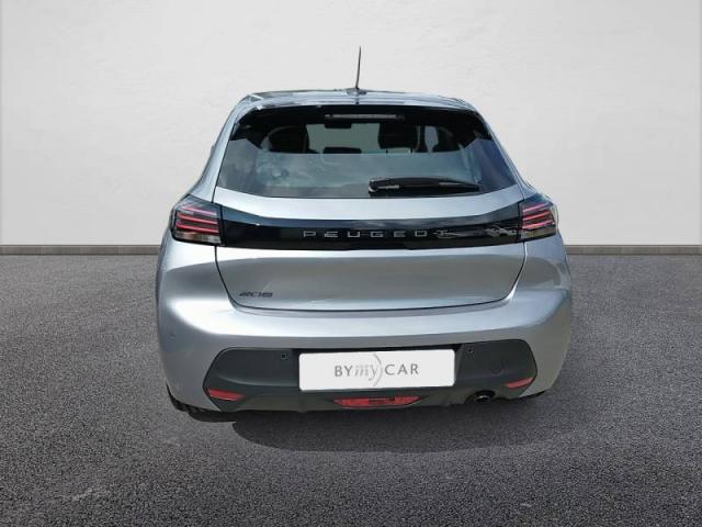 Peugeot 208 image 9